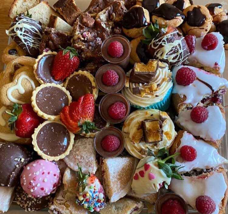 Dessert Platters Page 242628974 401138564947617 146857736500318622 n