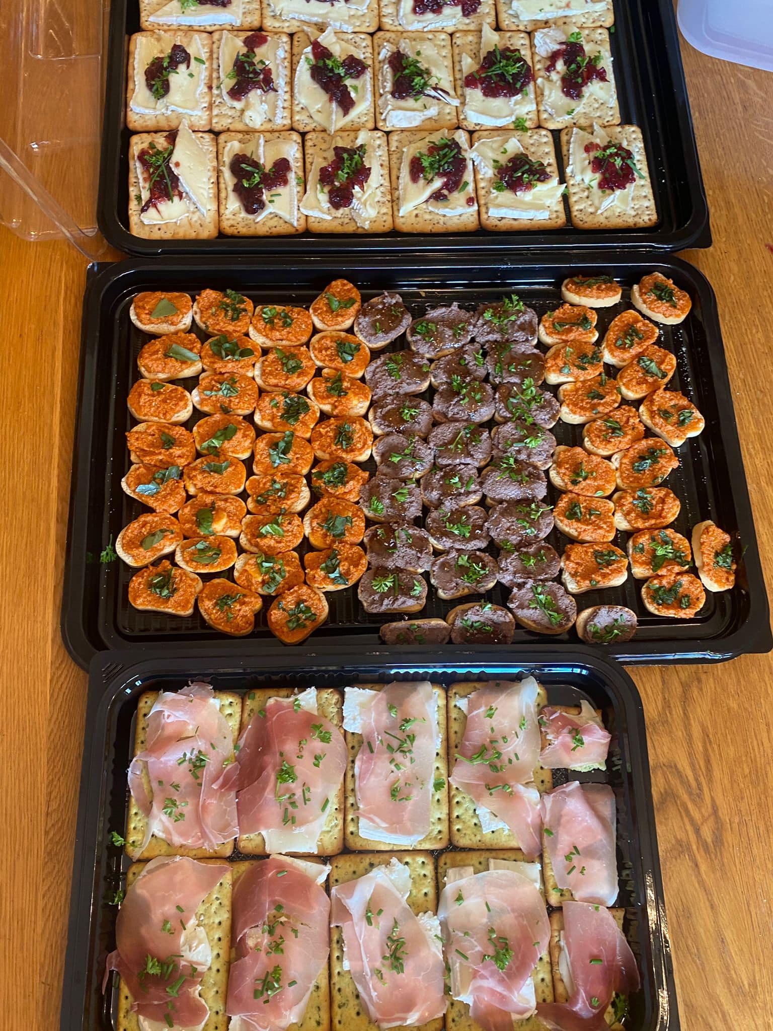 Canapes Page 490363712 1208992527894155 303215028520310108 n