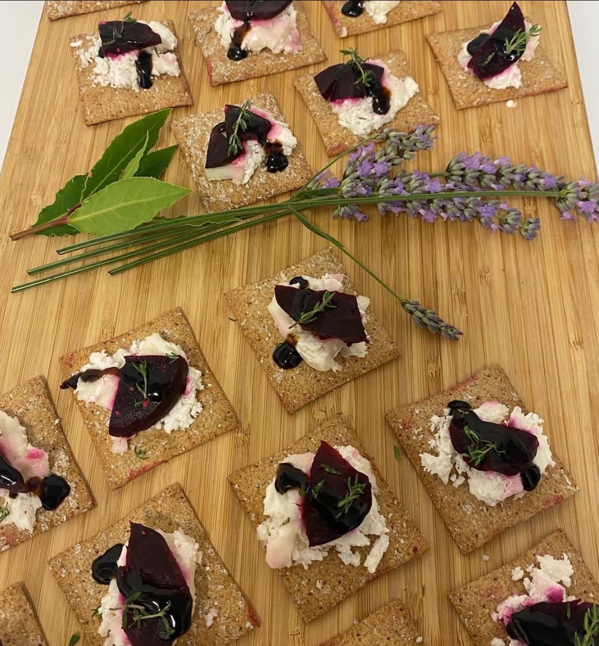 Canapes Page 495665635 1232034728923268 8467853854262442279 n